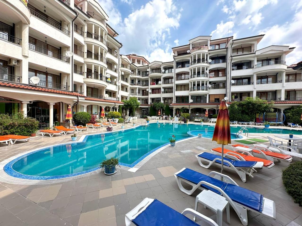 Dkapartments Chateau Valon ซันนีบีช ภายนอก รูปภาพ